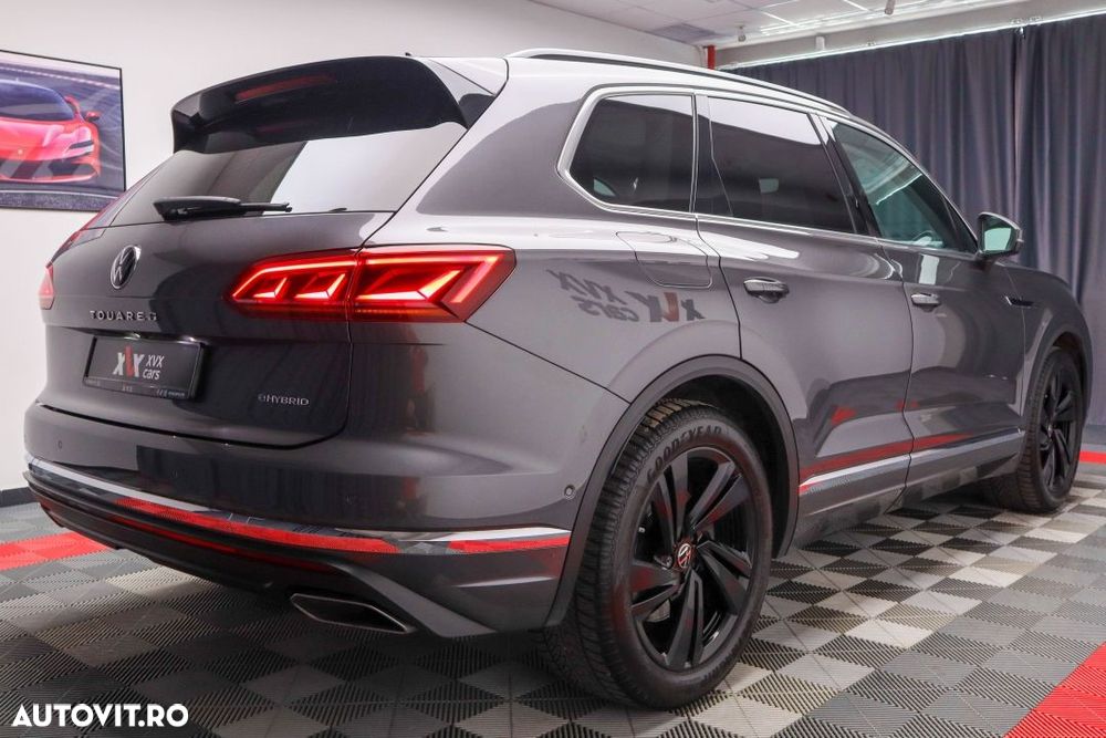 Volkswagen Touareg - 19