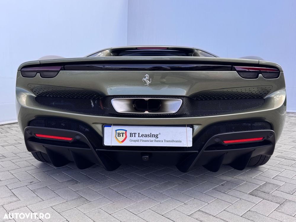 Ferrari 296 GTB - 12