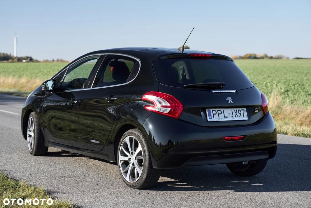 Peugeot 208 Blue-HDi 120 Stop&Start Allure - 9