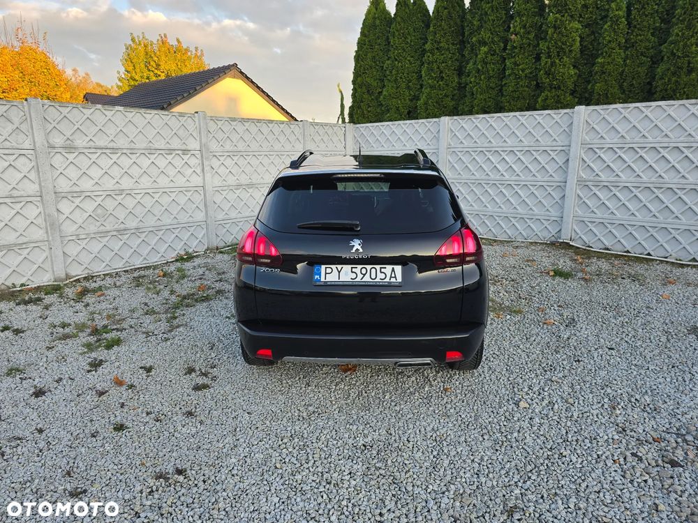 Peugeot 2008 1.2 Pure Tech Allure S&S - 10