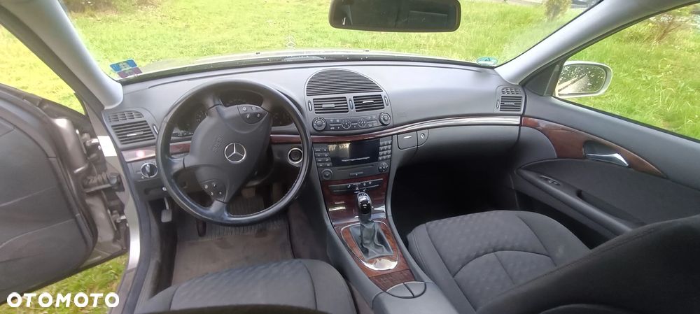 Mercedes-Benz Klasa E 200 Kompressor Classic - 10