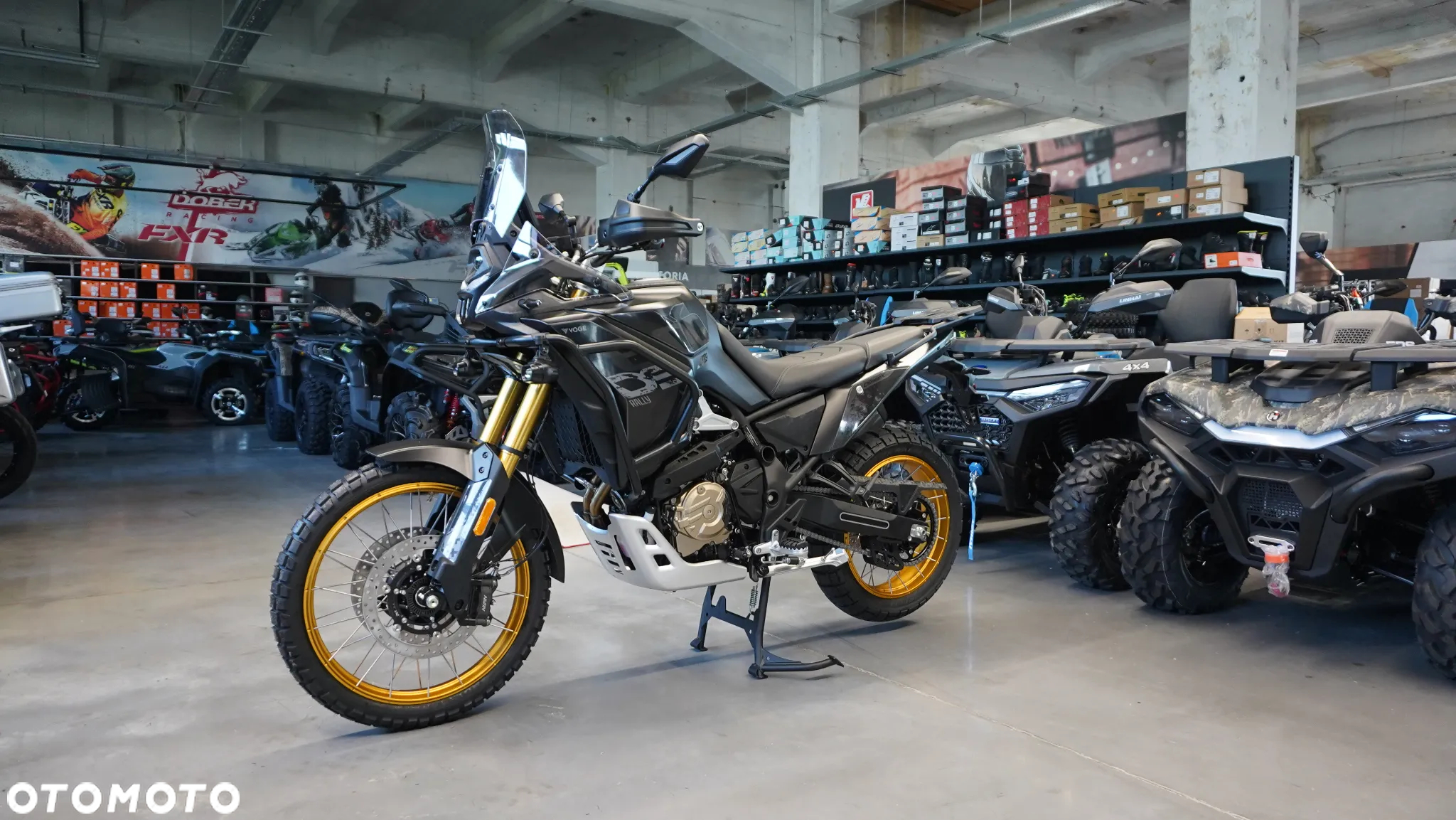 VOGE 800 Rally - 2