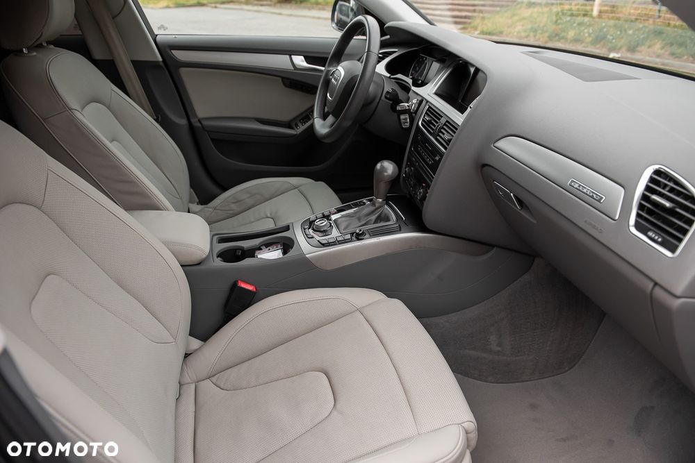 Audi A4 Avant 3.2 FSI quattro tiptronic Attraction - 14