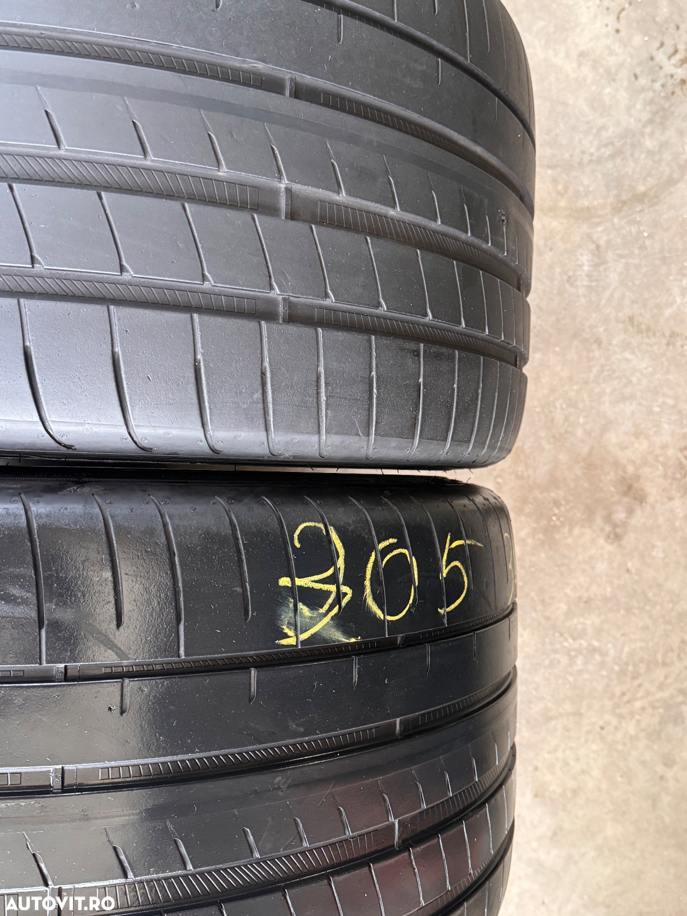 Vând 2 anvelope 305/30/21 goodyear de vară la 6mm - 2