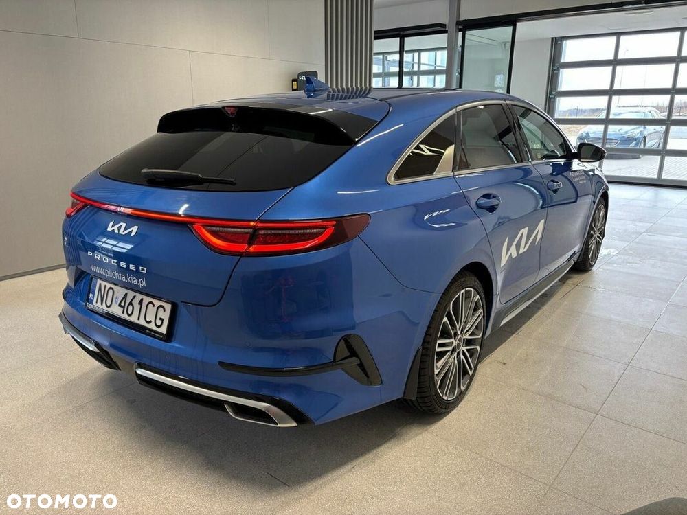 Kia ProCeed - 7