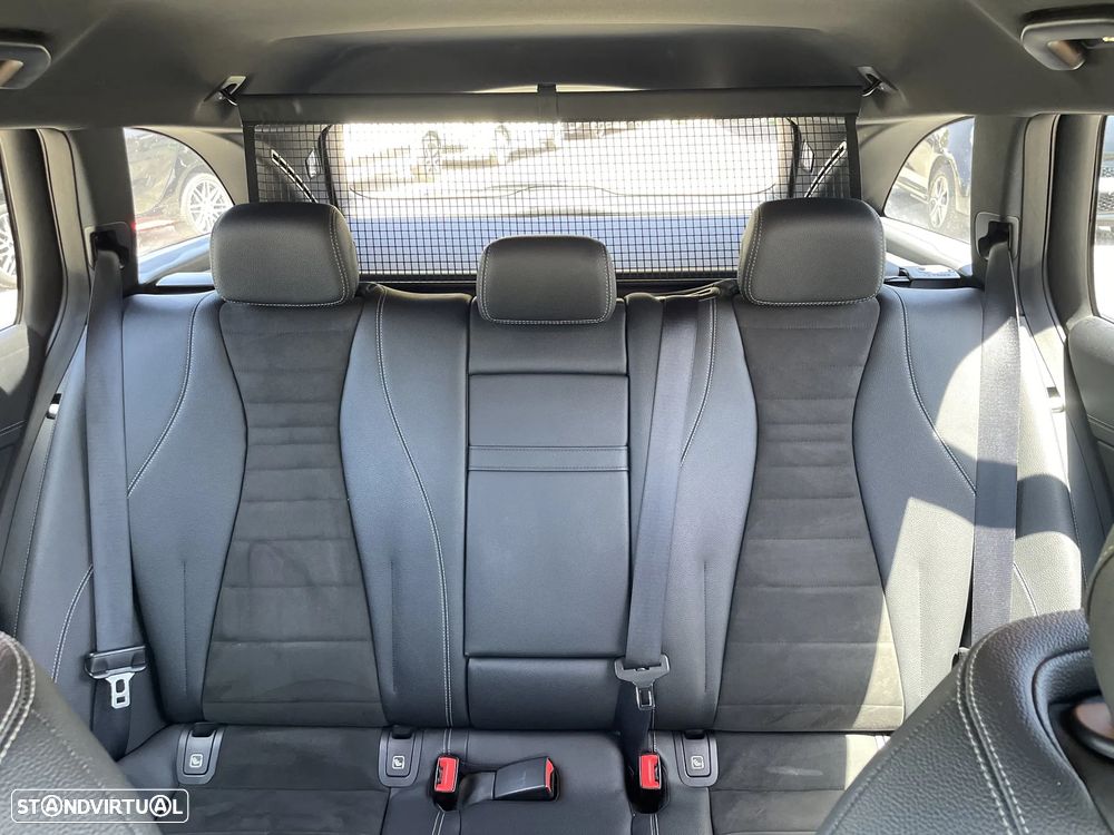 Mercedes-Benz E 220 d 9G-TRONIC AMG Line - 27