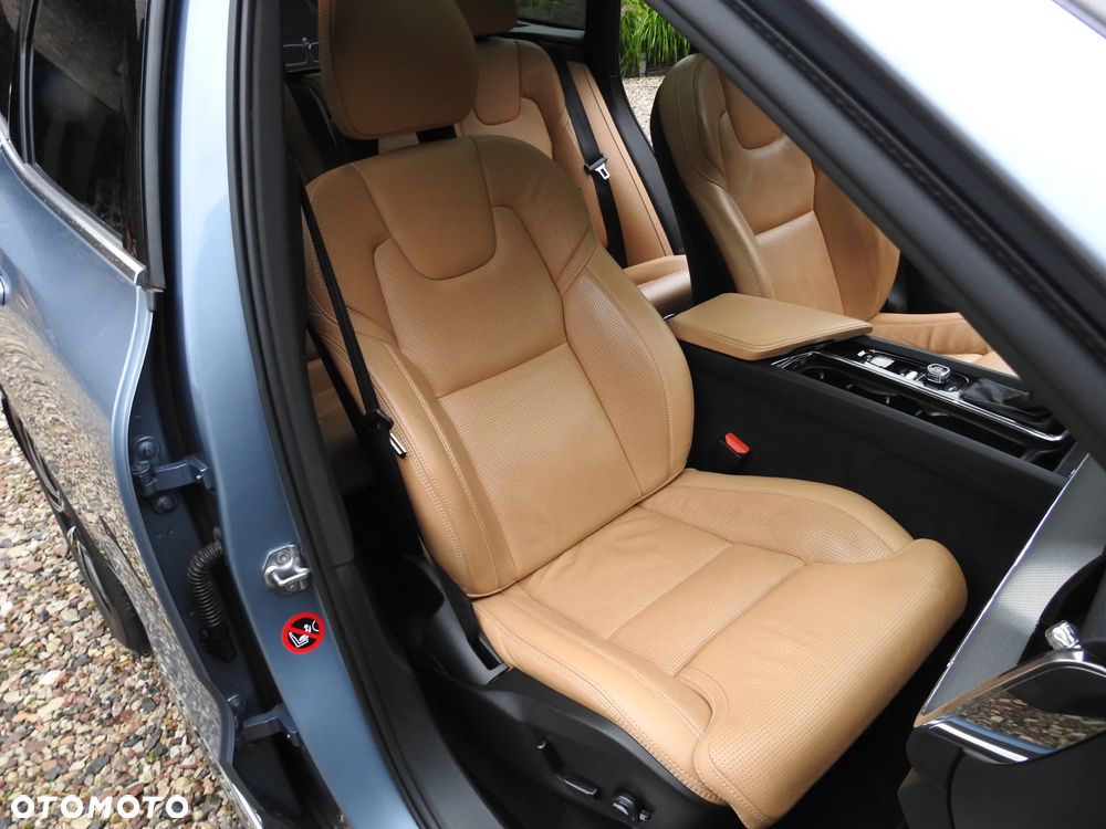 Volvo XC 60 D4 AWD Inscription - 21
