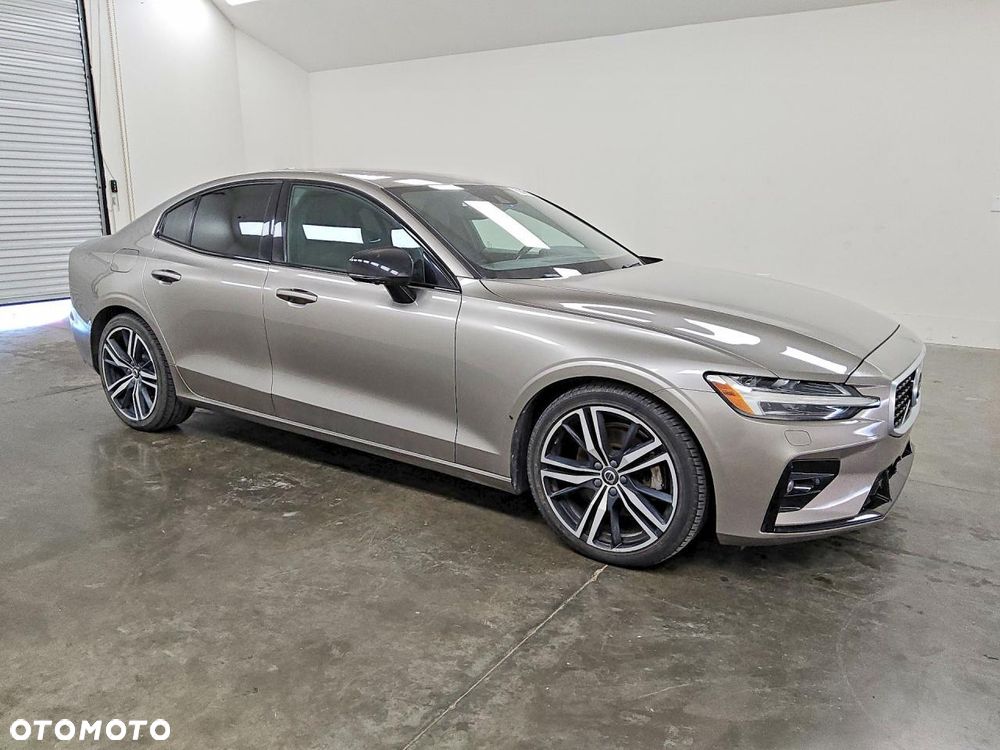 Volvo S60 T5 R-Design Momentum - 2