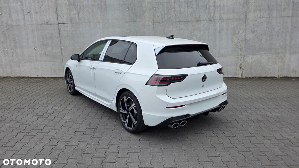 Volkswagen Golf - 4