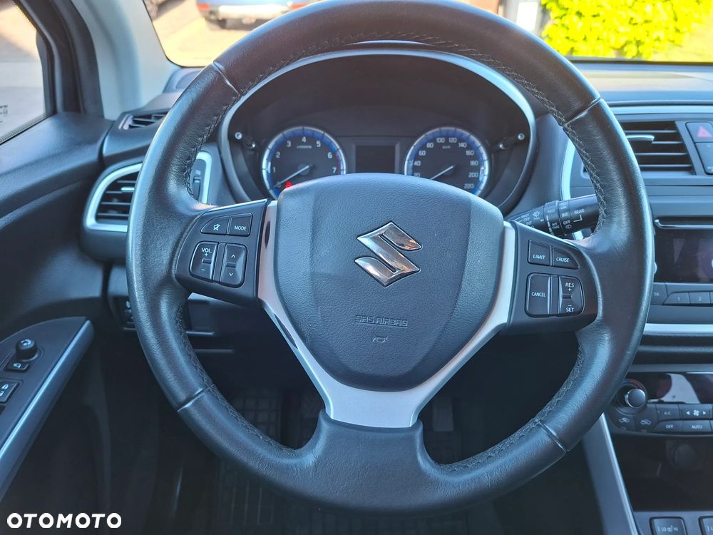 Suzuki SX4 S-Cross 1.6 Premium - 13