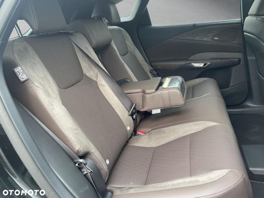 Lexus RX - 14