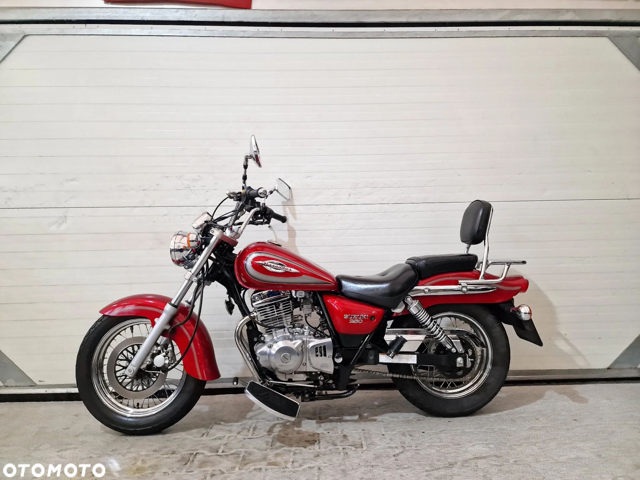 Suzuki Marauder - 1