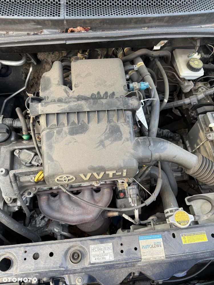 Toyota Yaris 1.0 Base - 22