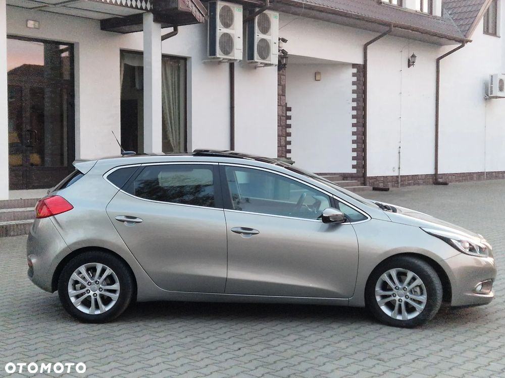 Kia Ceed 1.6 GDI Business Line - 15