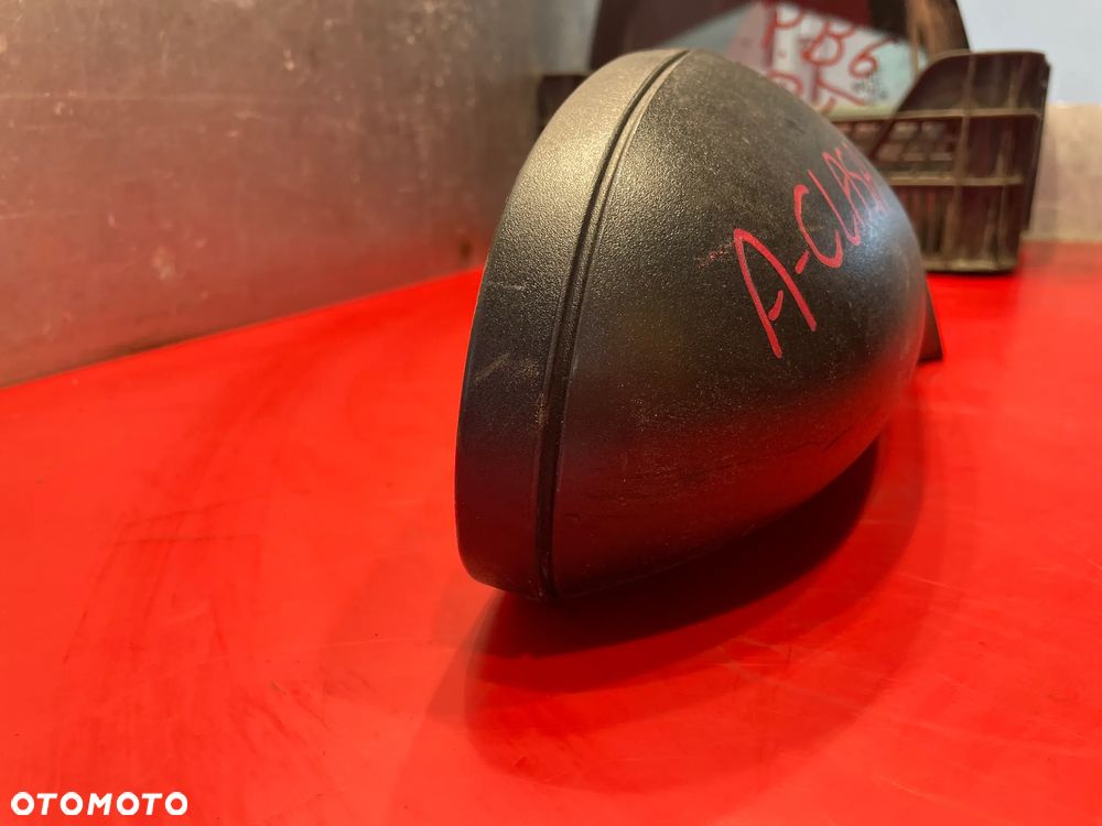 MERCEDES W168 LUSTERKO PRAWE - 4