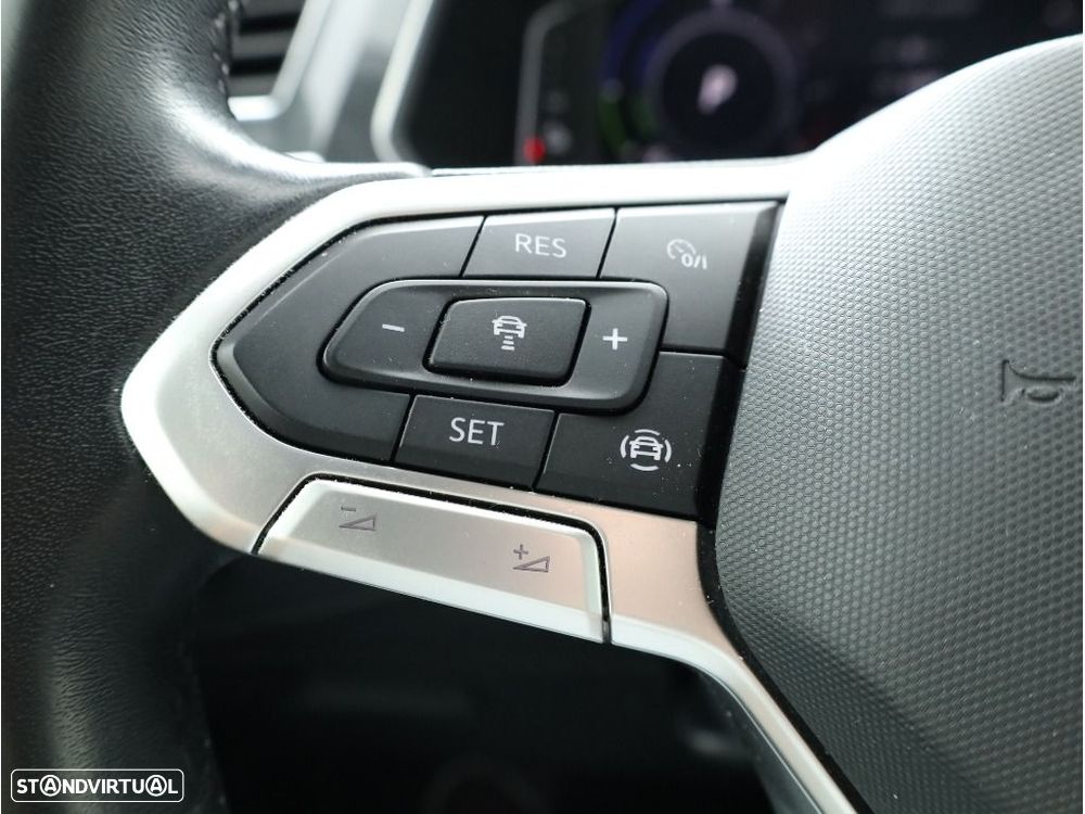 VW Tiguan 1.4 TSI eHybrid Conceptline DSG - 23