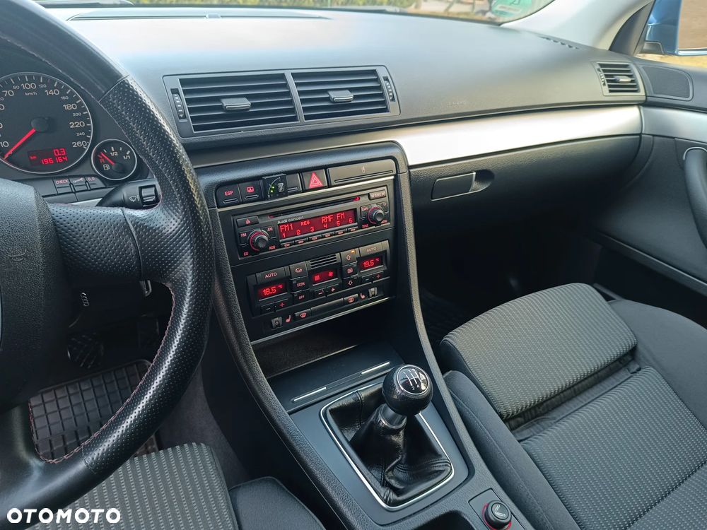 Audi A4 Limousine 1.8 T - 18