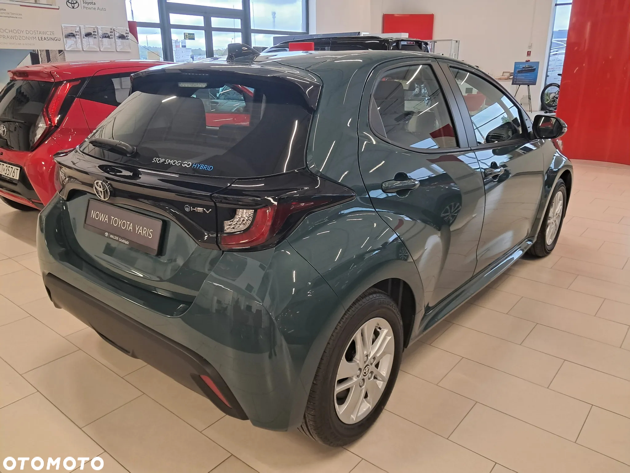 Toyota Yaris Hybrid 1.5 Comfort - 4