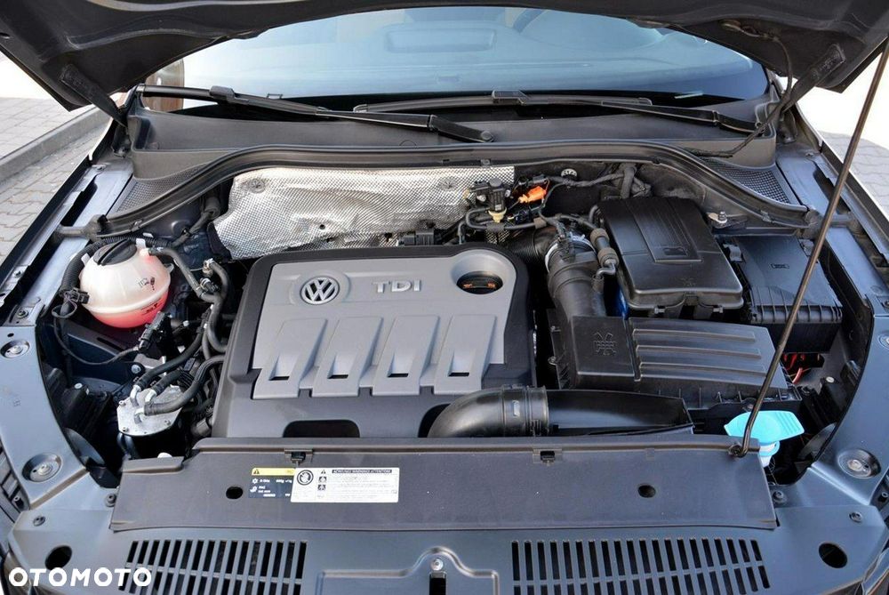 Volkswagen Tiguan 2.0 TDI DPF BlueMotion Technology Cup Sport & Style - 34