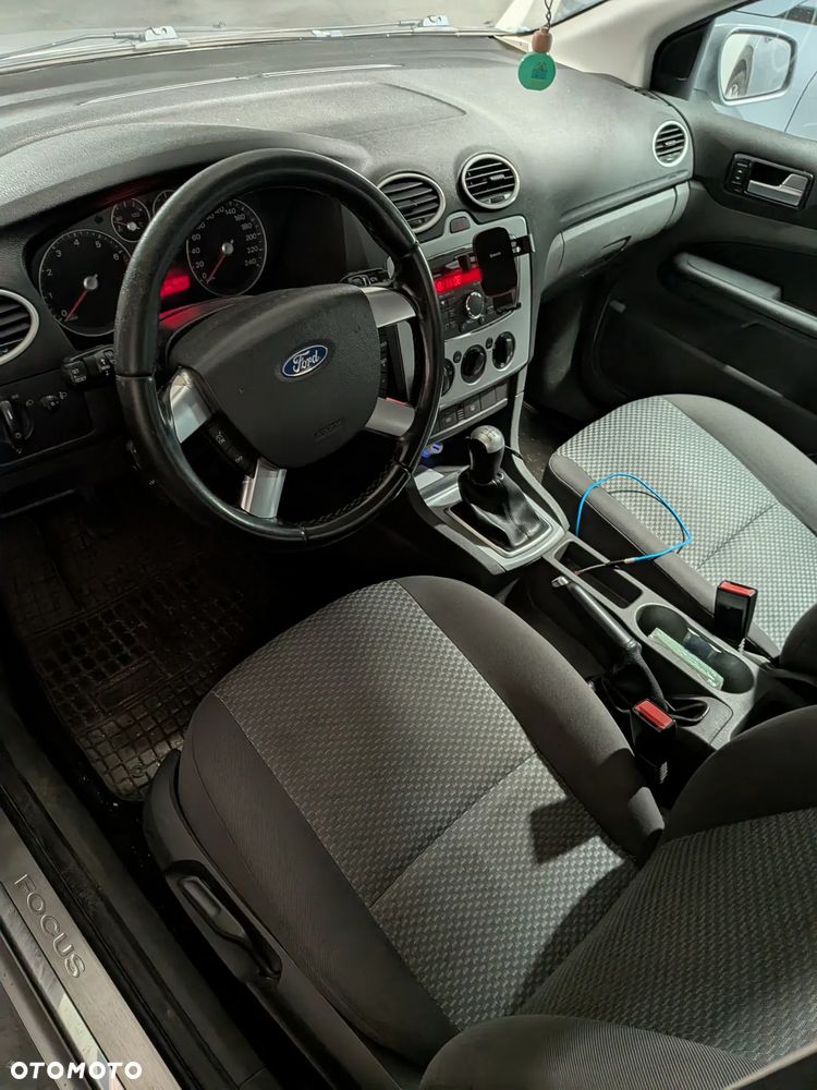 Ford Focus - 4