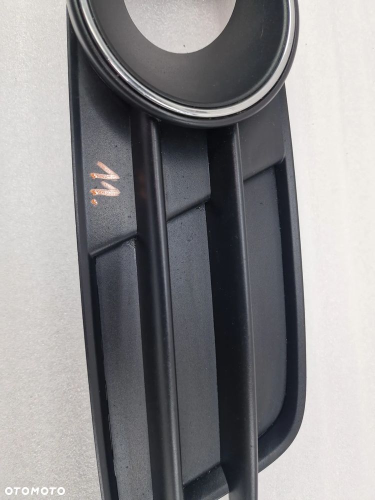 AUDI A6 C7 4G0 11- LEWA KRATKA BOCZNA ZDERZAKA PRZEDNIEGO PRZÓD , NR 4G0807681B , NR AUKCJI E/11 - 4