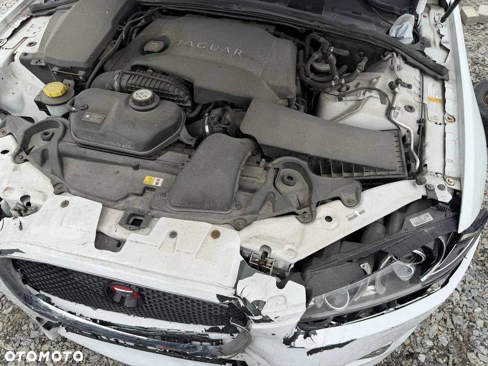 Jaguar XF 3.0 V6 S - 10