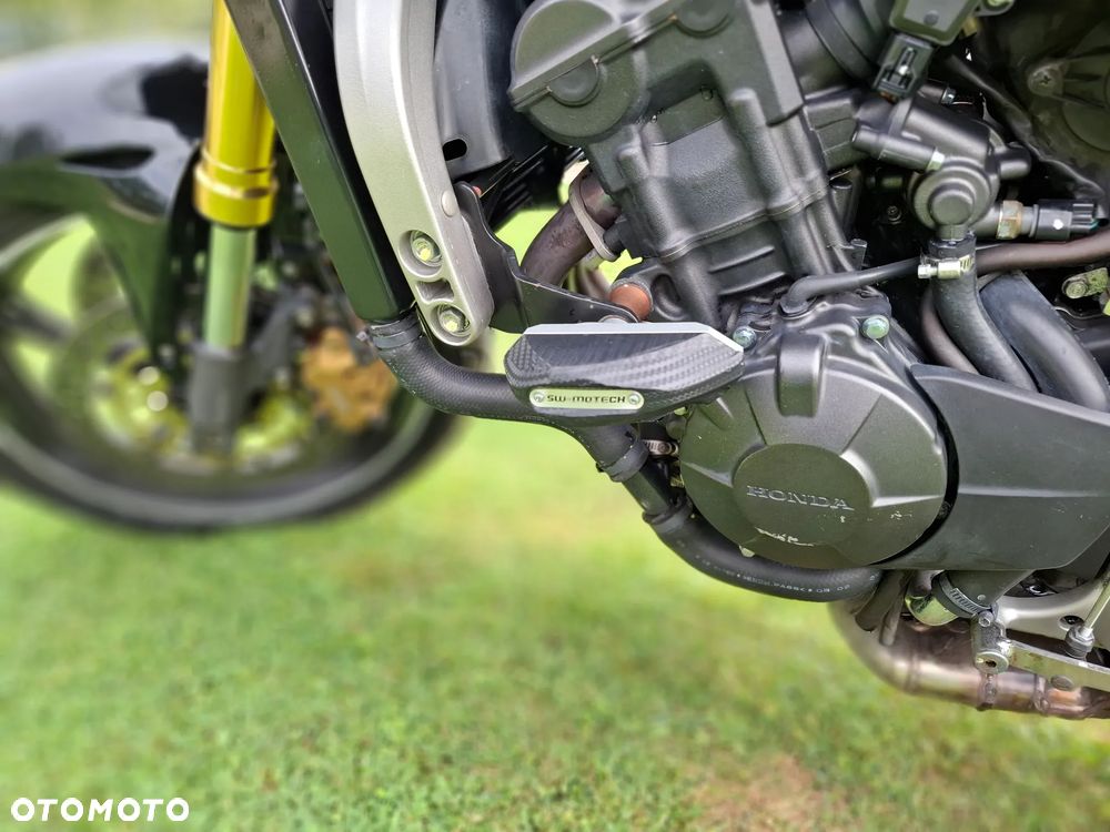 Honda Hornet - 13