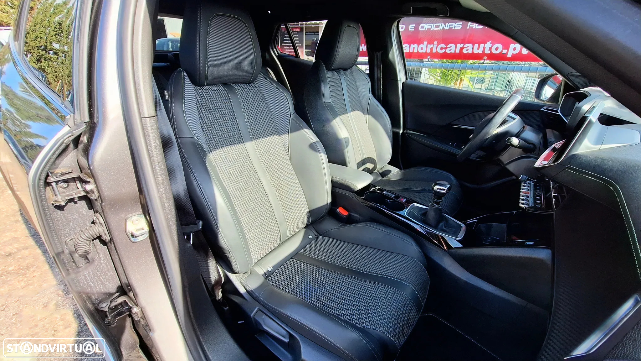 Peugeot 2008 1.5 BlueHDi GT Line - 5
