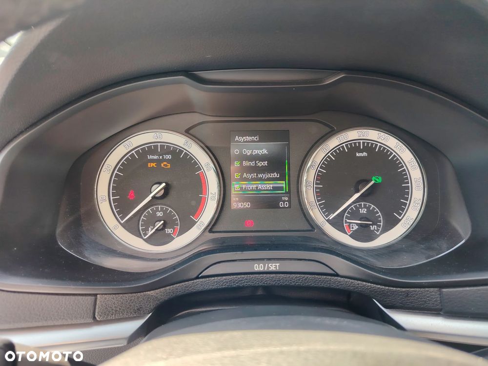 Skoda Karoq 1.5 TSI ACT 4x2 Style DSG - 11