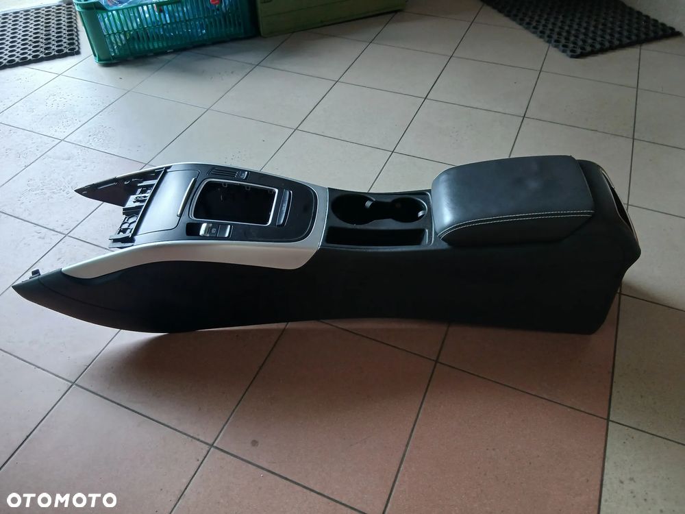 Audi A5 Tunel Środkowy z Podłokietnkiem Skóra - 2