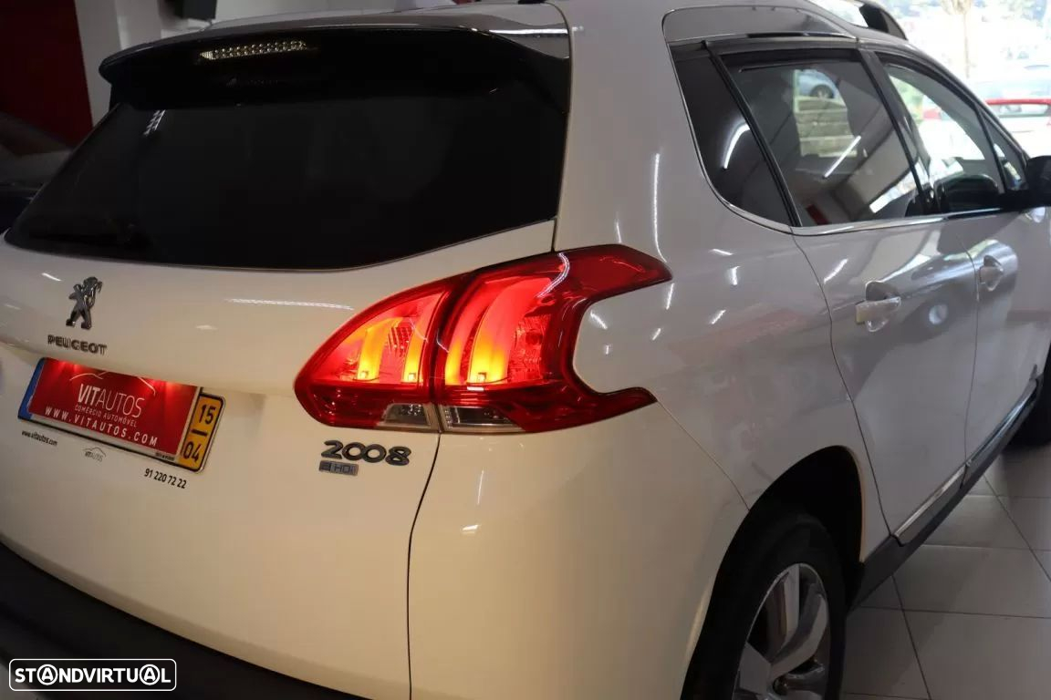 Peugeot 2008 1.6 e-HDi Allure 2-Tronic - 20