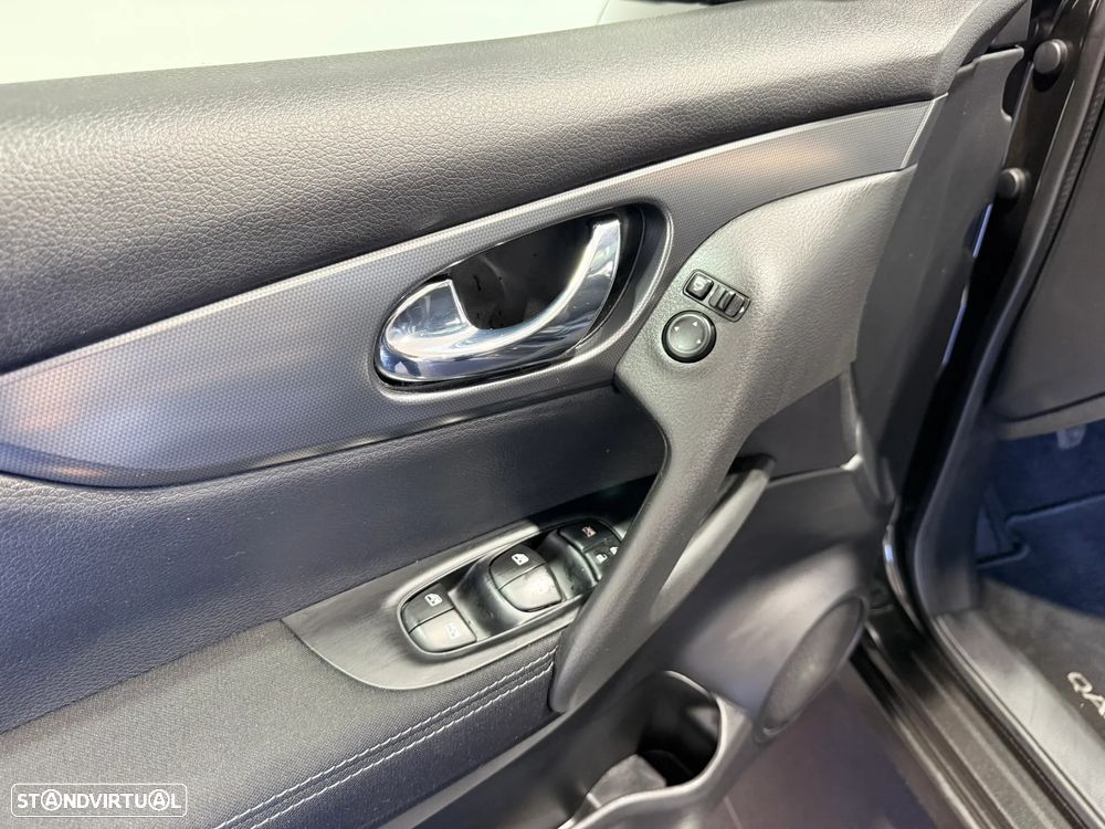 Nissan Qashqai 1.5 dCi Tekna Premium S - 19