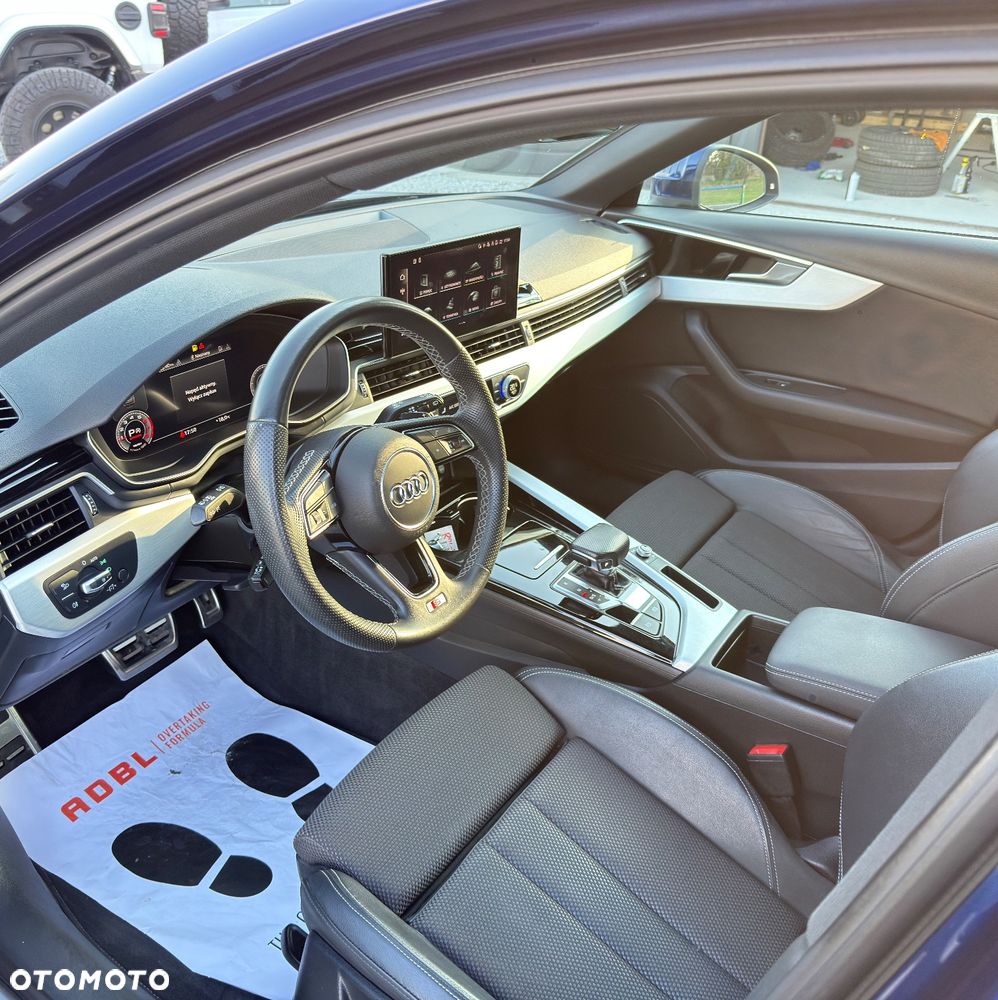 Audi A4 Avant 40 TFSI S tronic S line - 9