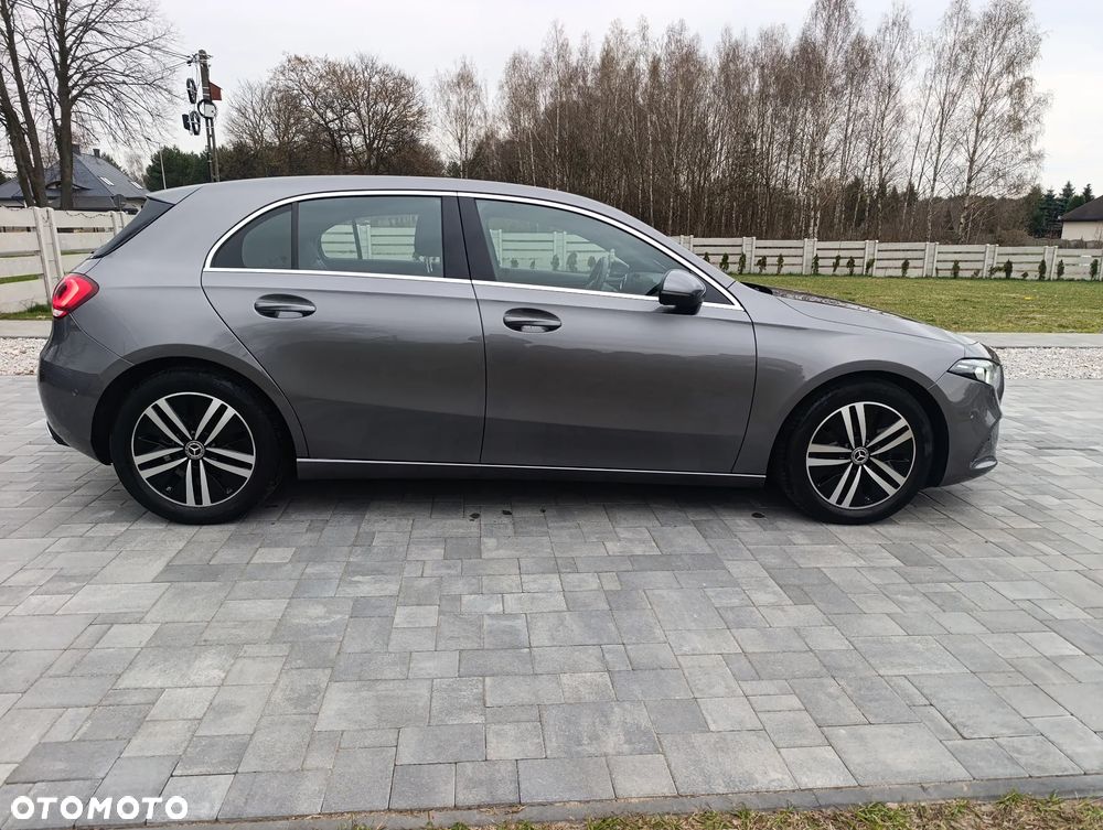 Mercedes-Benz Klasa A 160 Edycja specialna - 4