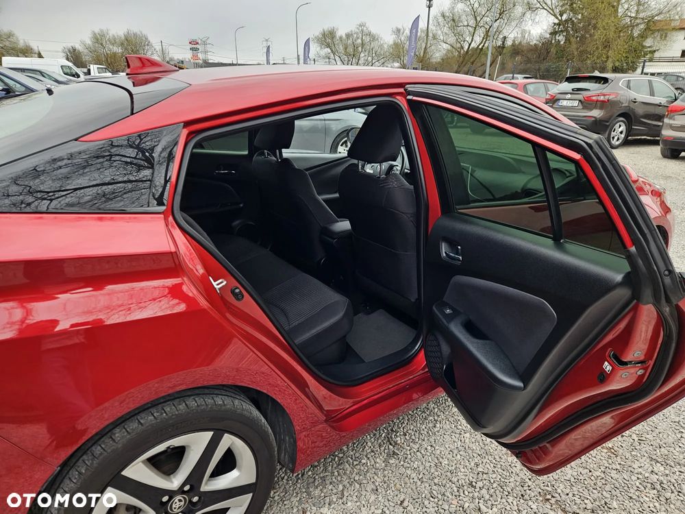 Toyota Prius Hybrid Comfort - 31