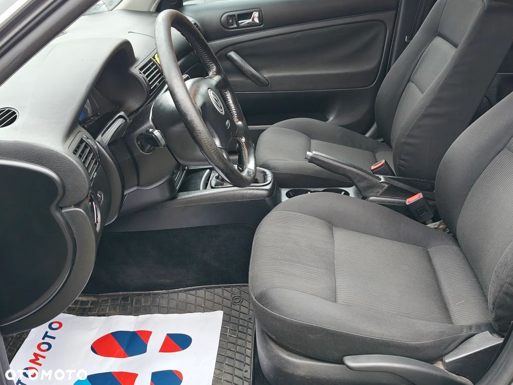 Volkswagen Passat - 6