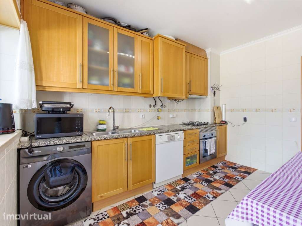 Apartamento T3 com parqueamento, para venda, nas Caldas da Rainha - Grande imagem: 5/44