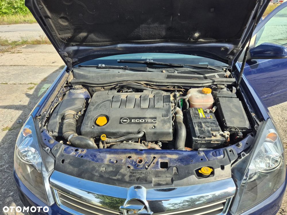 Opel Astra 1.9 CDTI - 19