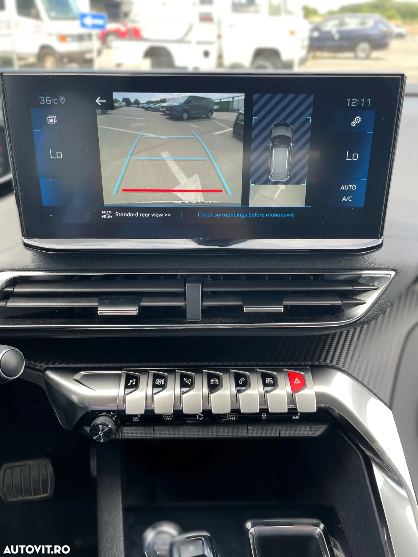 Peugeot 3008 1.2 PureTech S&S EAT8 Allure - 16