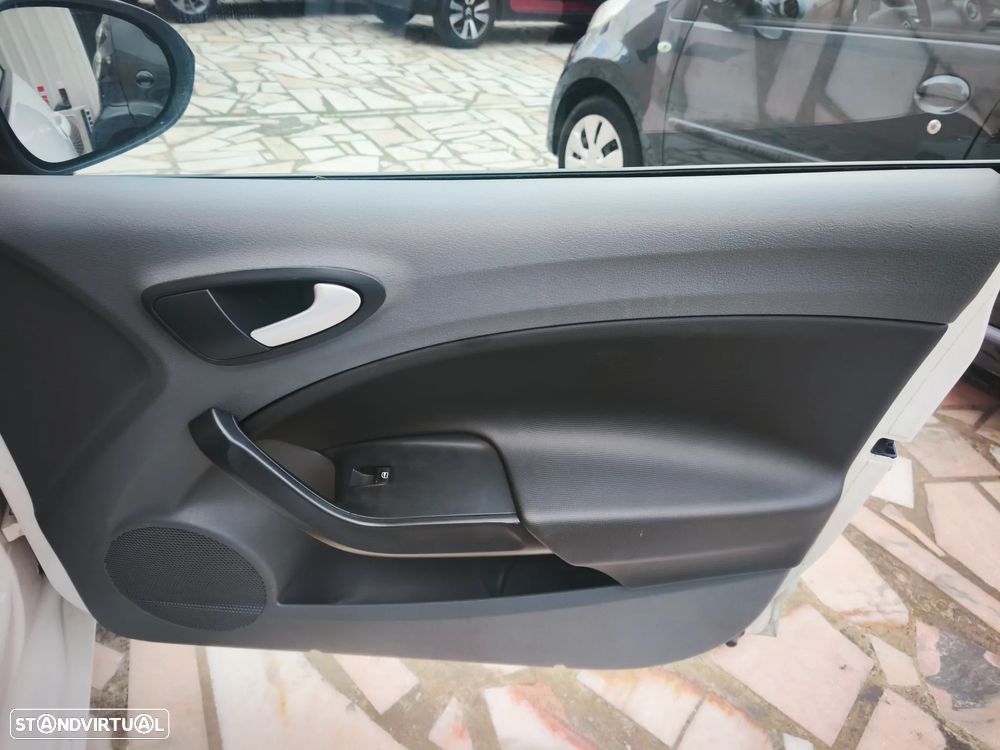 SEAT Ibiza ST 1.6 TDI Style DPF - 18