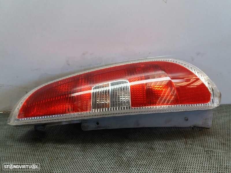 FAROLIM TRASEIRO DIREITO SKODA ROOMSTER 5J7 - 1
