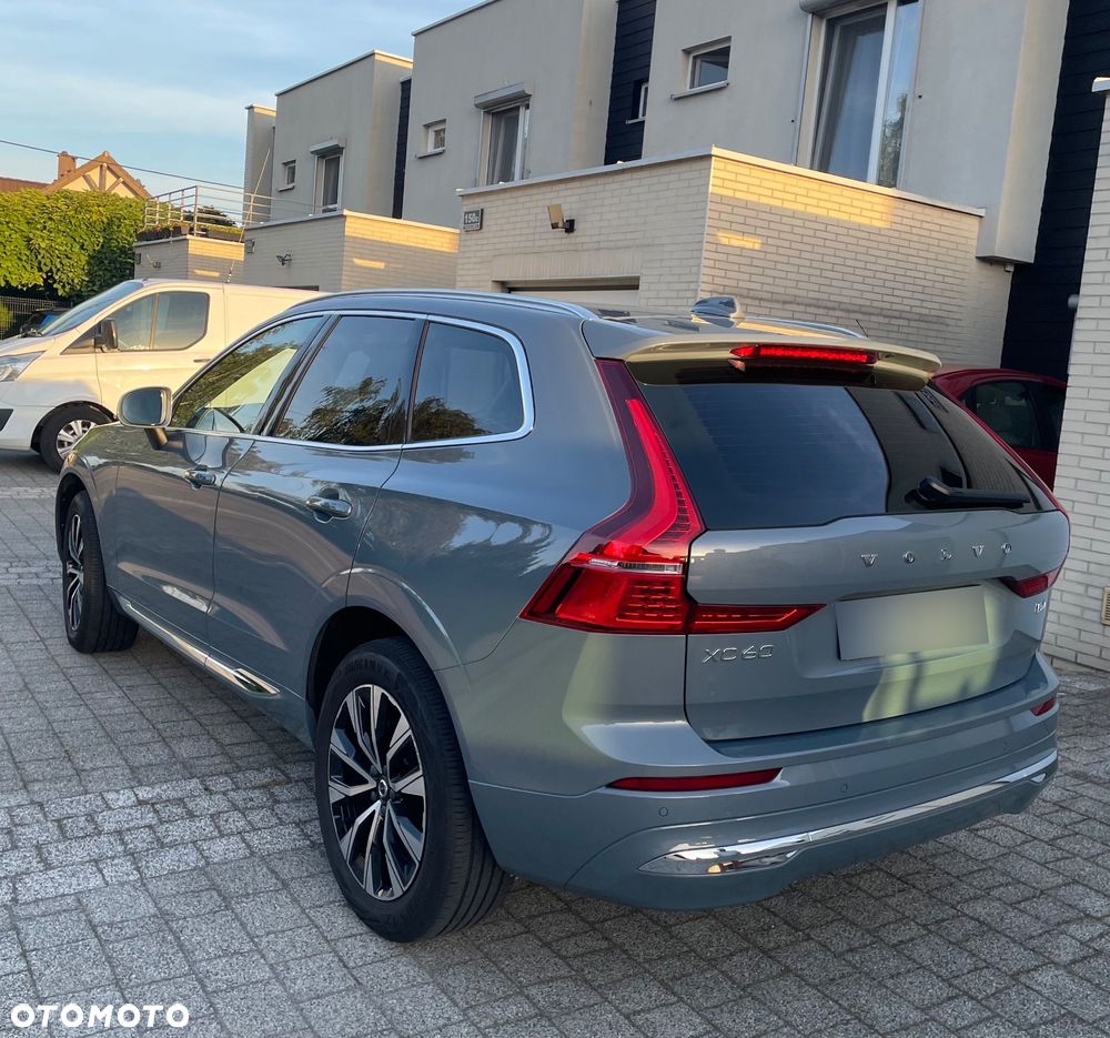 Volvo XC 60 B4 B Plus Bright - 6