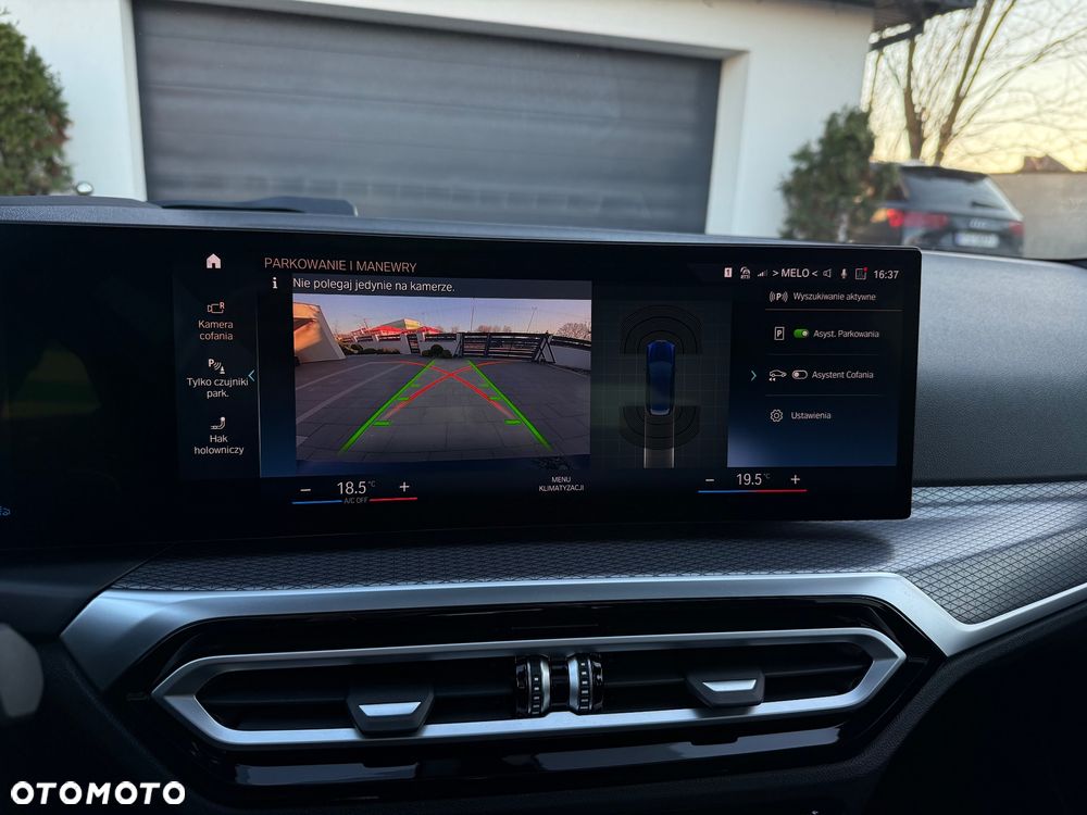 BMW Seria 3 M340i xDrive - 27