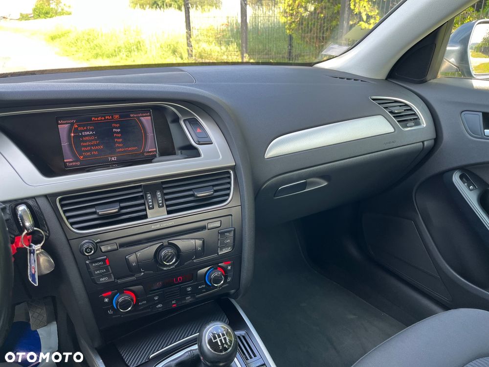 Audi A4 Limousine 2.0 TDI DPF Ambition - 9
