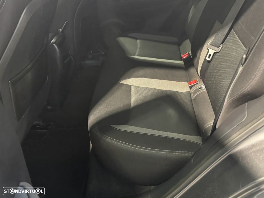 Nissan Qashqai 1.5 dCi N-Connecta - 29