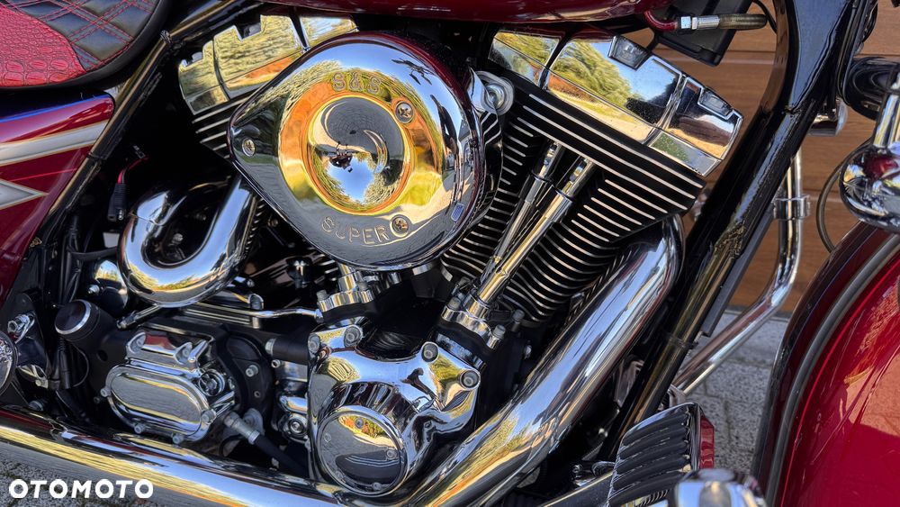 Harley-Davidson Touring Road King - 23