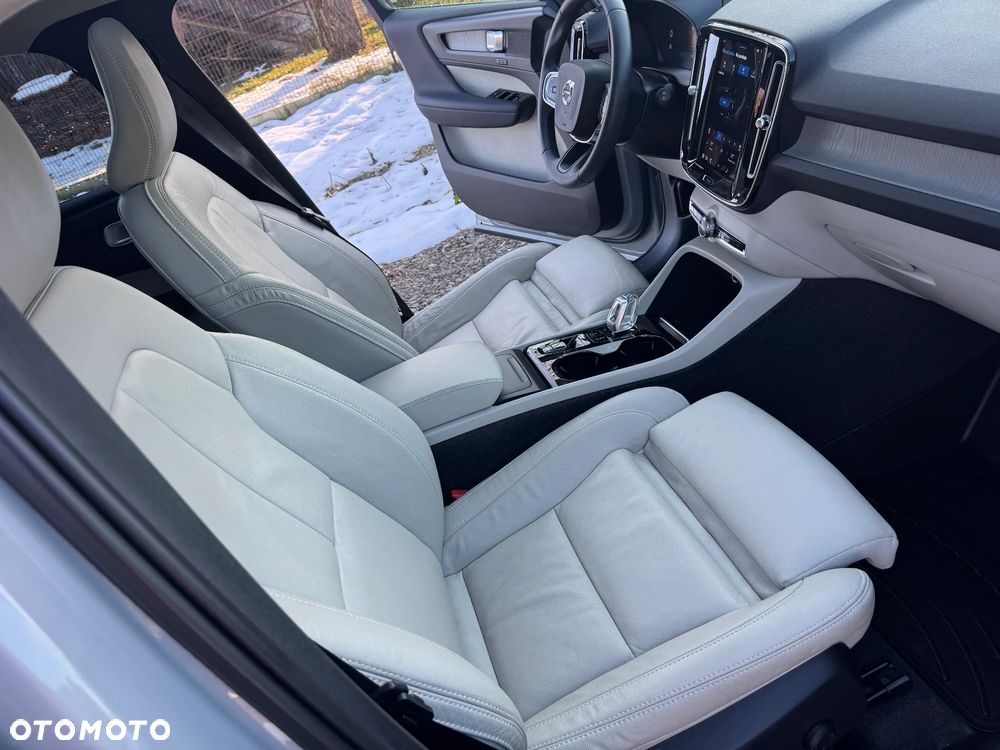 Volvo XC 40 T5 AWD Inscription - 23