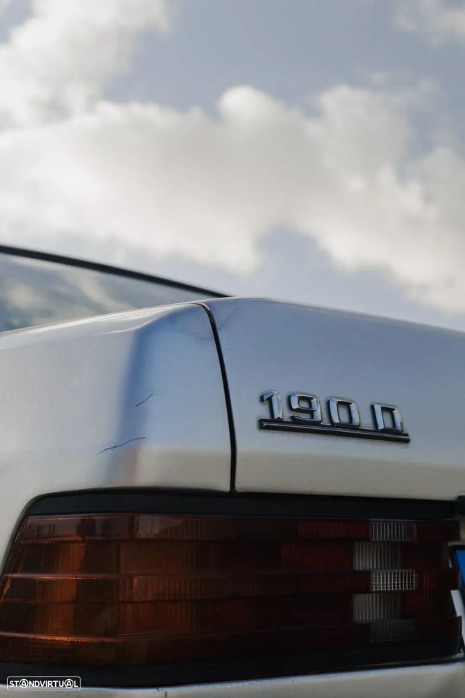 Mercedes-Benz W201 (1982-1993) 190 D 2.5 - 12