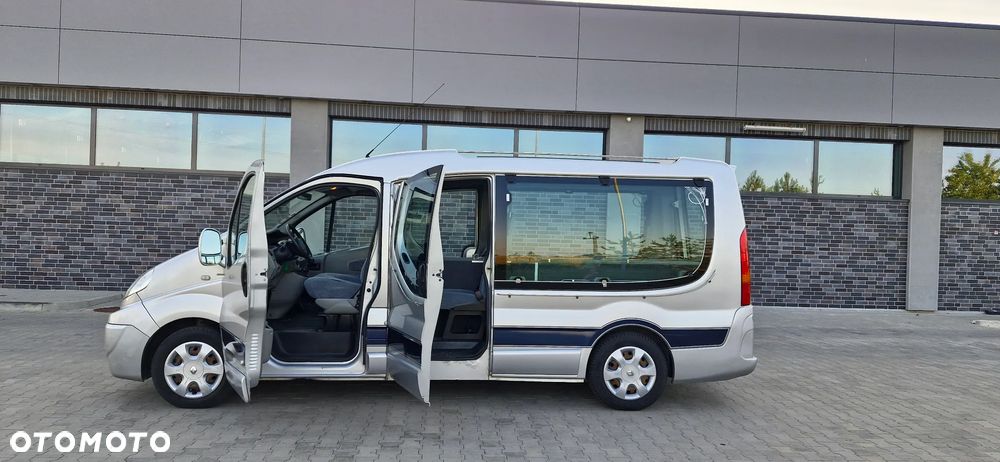 Renault Trafic Passenger Pack Clim - 2