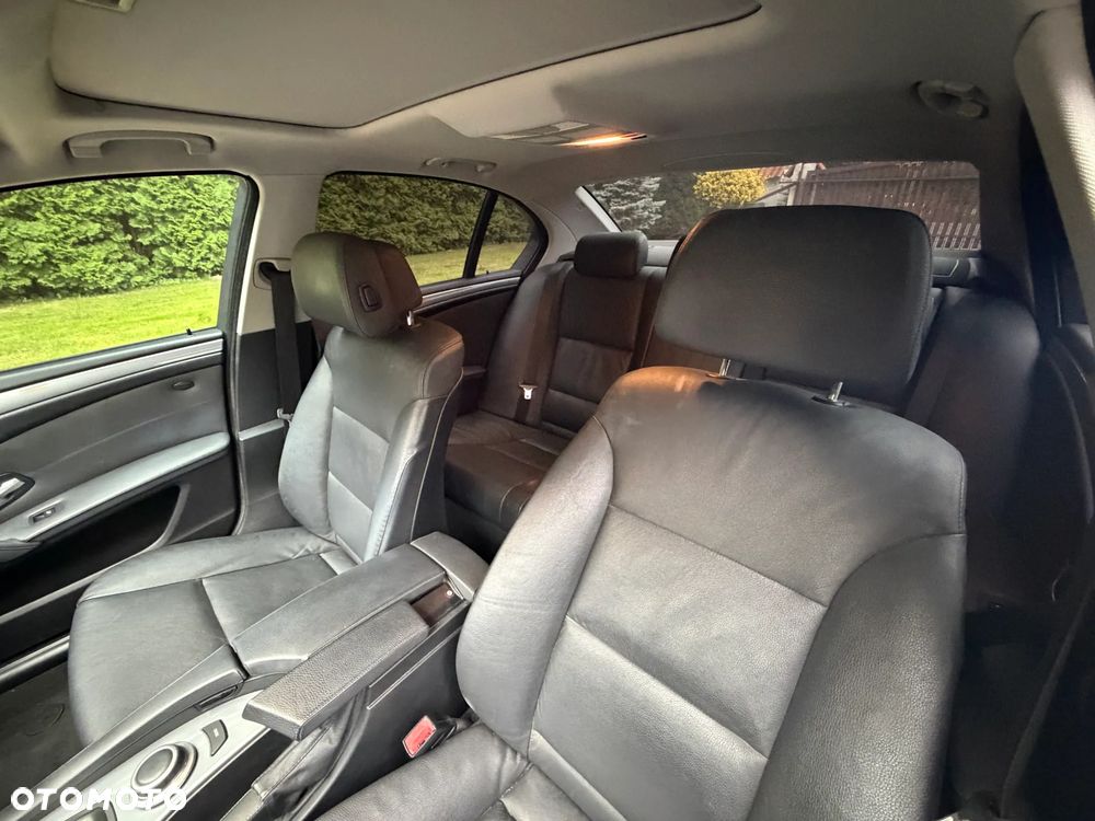 BMW Seria 5 - 12